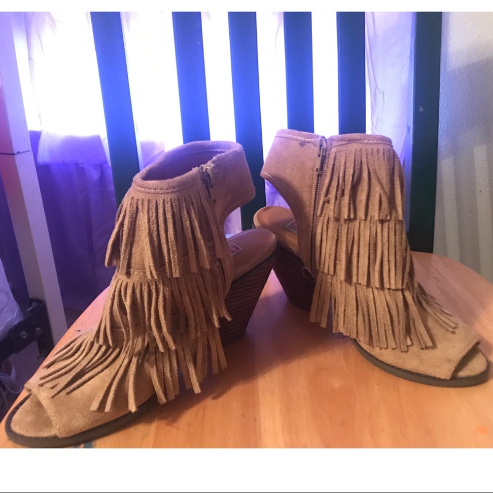 Fringe Boots!!